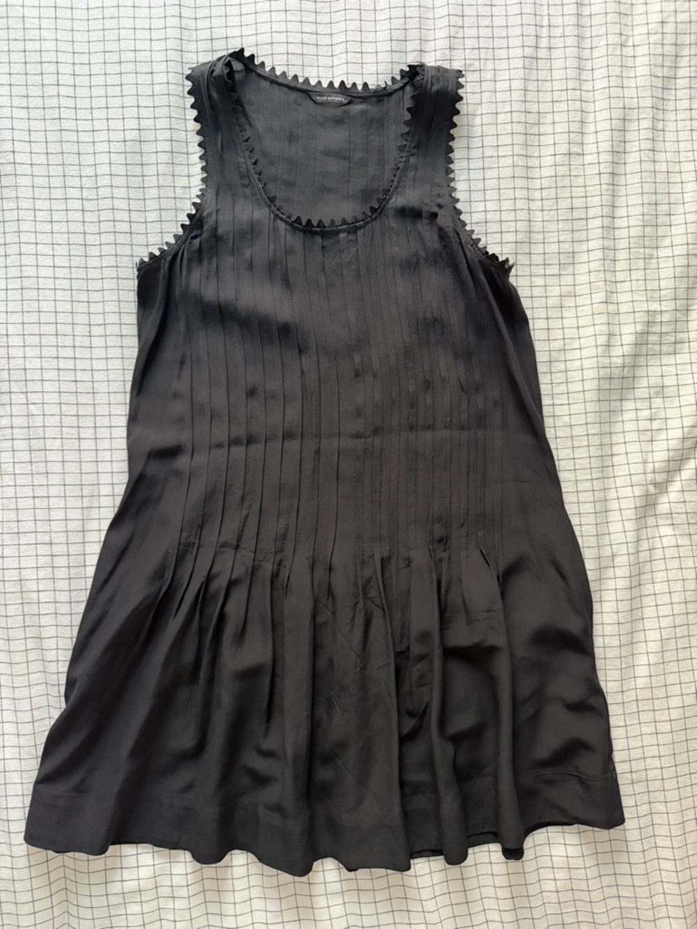 Club Monaco Black Sleeveless Pleated Mini Dress